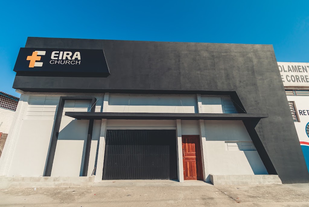 Fachada de Eira Church