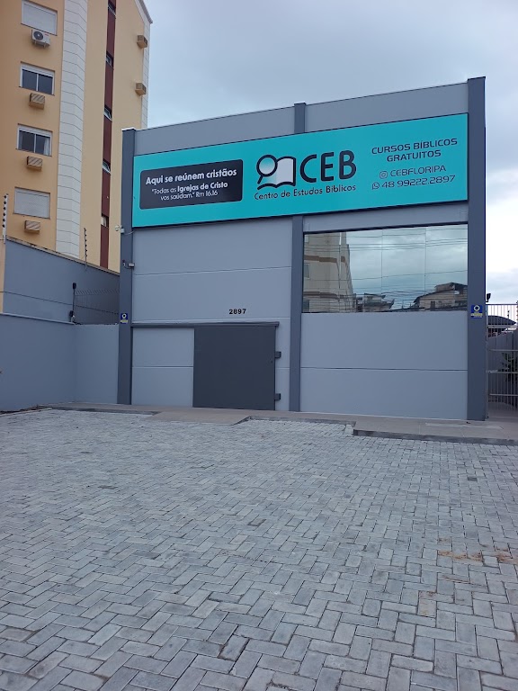 Fachada de Centro de Estudos Bíblicos (CEB) - Igreja de Cristo Florianópolis