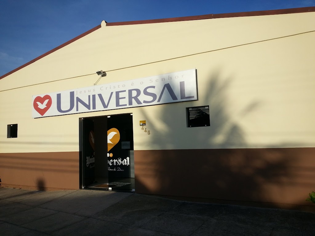 Fachada de Igreja Universal do Reino de Deus