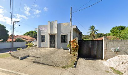 Fachada de Igreja Evangélica Assembleia de Deus em Guarani, Ministério Central de Saquarema.