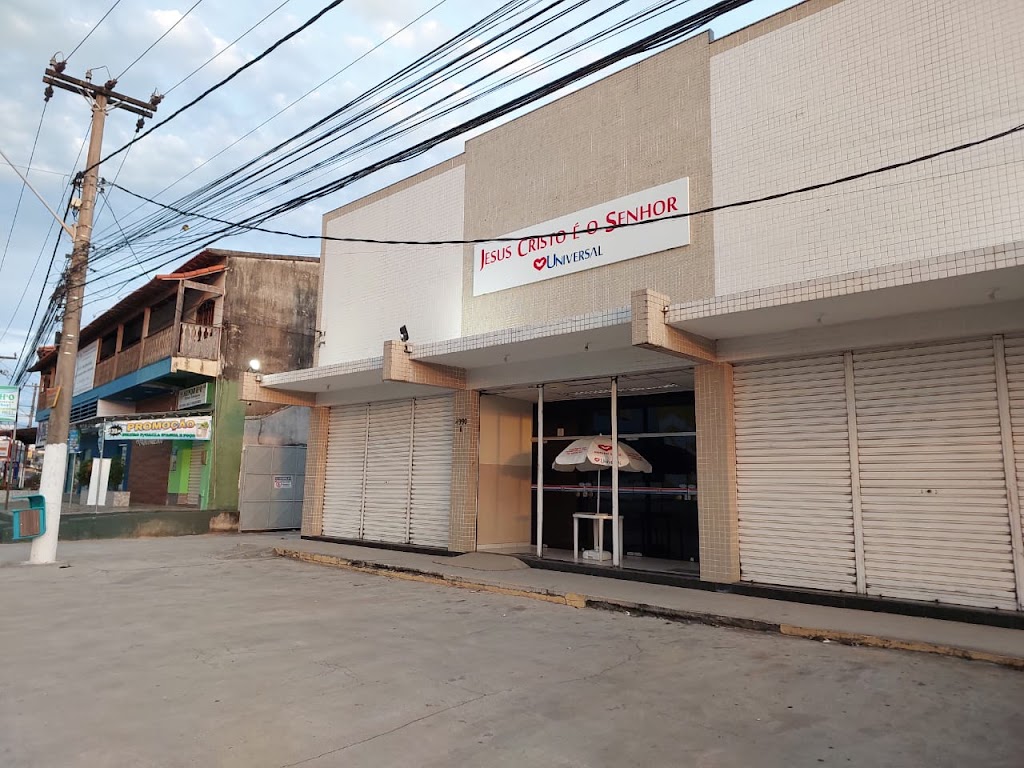 Fachada de Igreja Universal