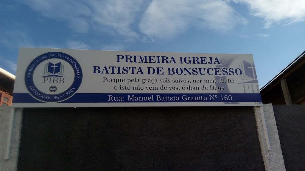 Fachada de Primeira Igreja Batista em Bonsucesso