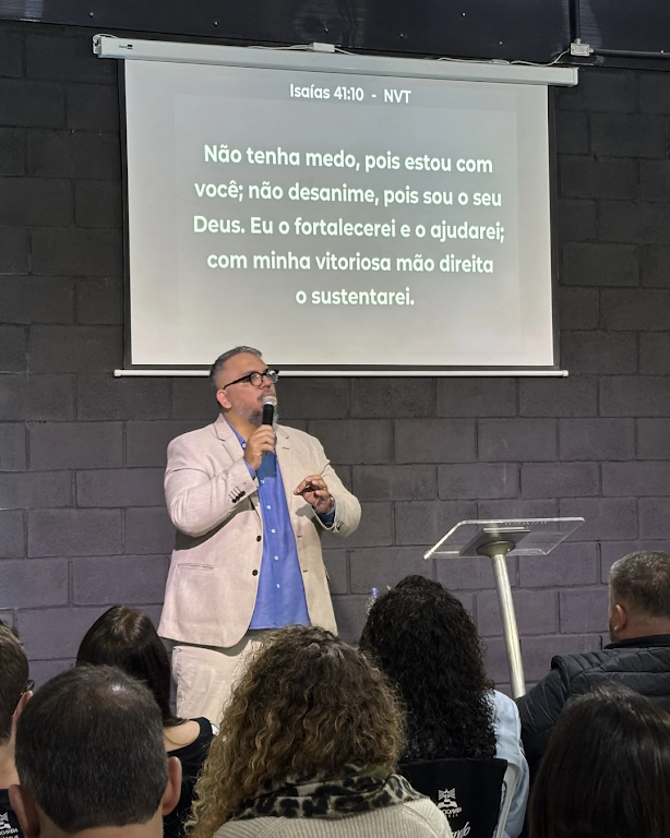 Fachada de Igreja Verbo da Vida Teresópolis