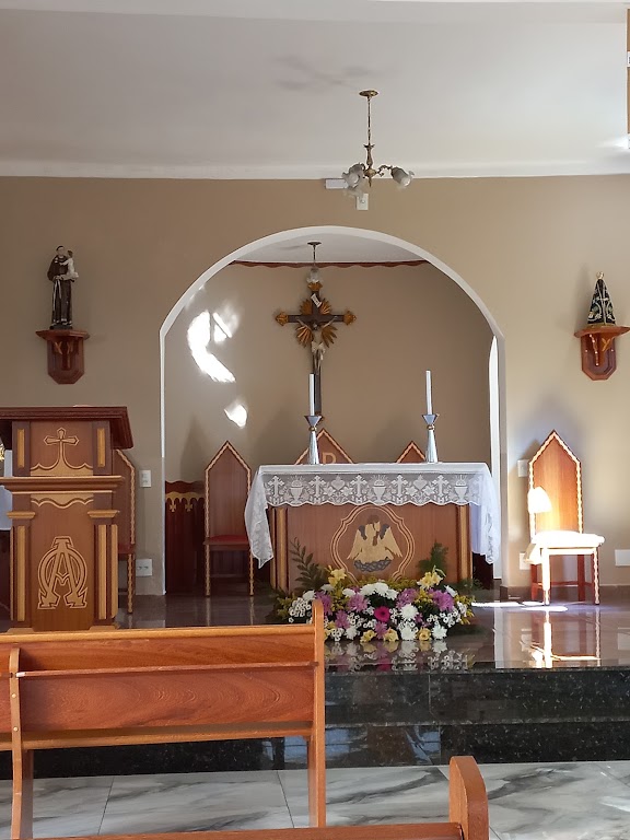 Fachada de Paróquia Santo Antônio do Paraibuna