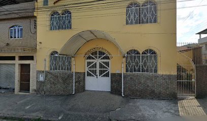 Fachada de Igreja Divino Espírito Santo