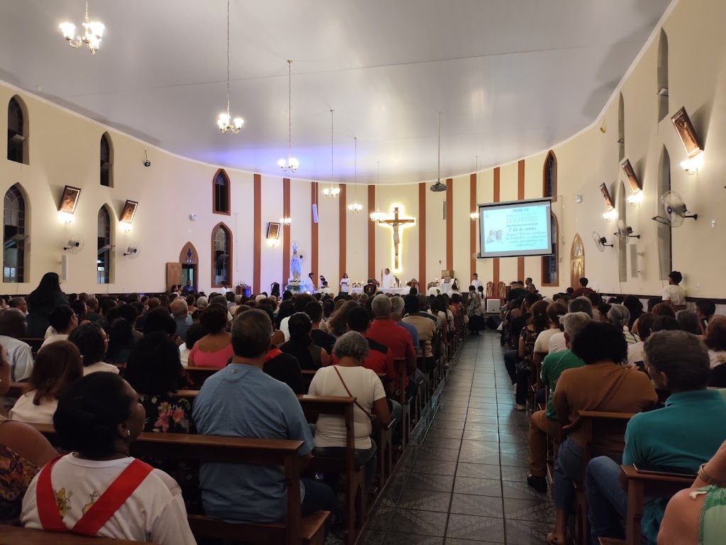 Fachada de Paróquia Nossa Senhora de Lourdes