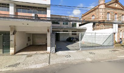Fachada de Min. Fazenda do Yung