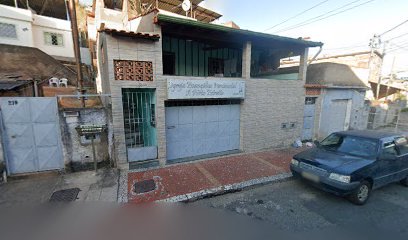 Fachada de Igreja Evangelica Pentecostal a Porta Estreita