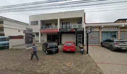 Fachada de Igreja Metodista Congregação No Bairro Grama