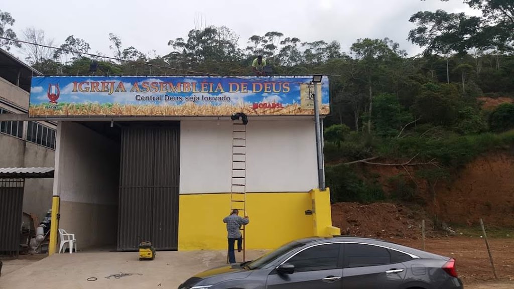 Fachada de Assembleia de Deus Ministério Deus Seja Louvado