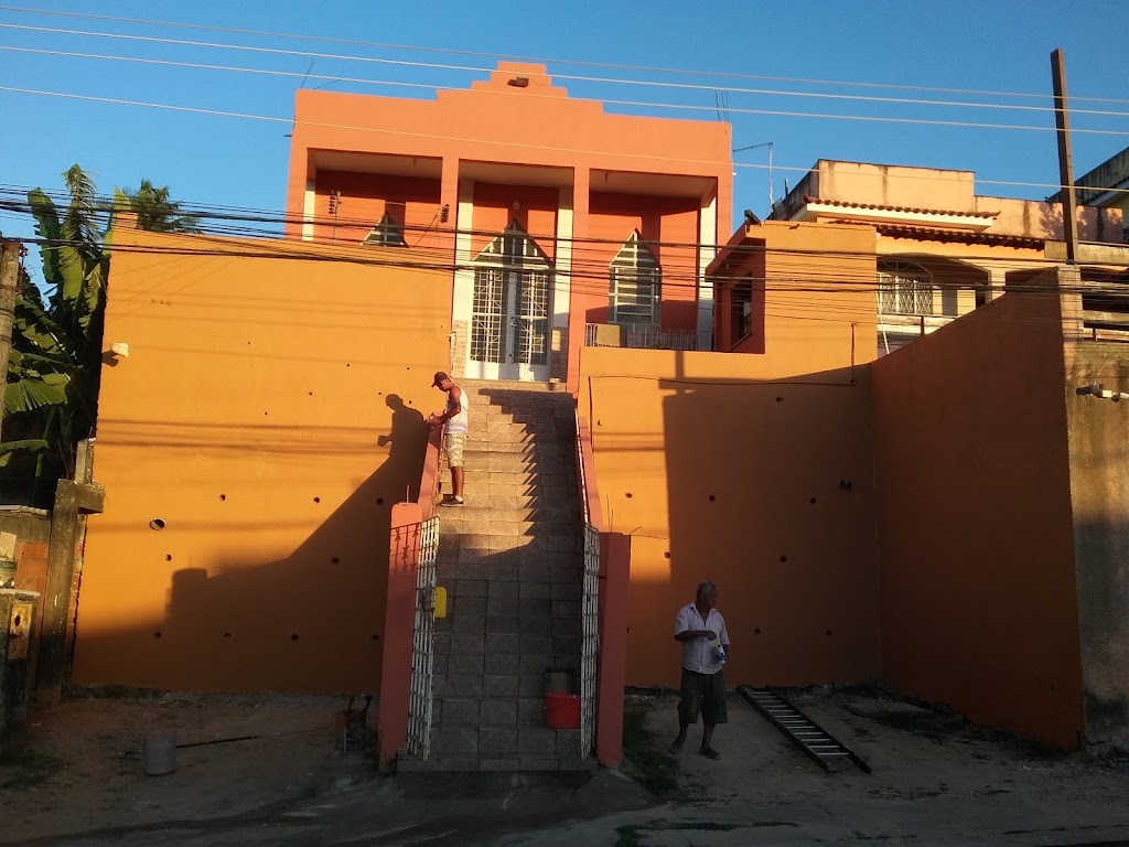 Fachada de Igreja O Brasil para Cristo Ministério de Queimados filial Austin
