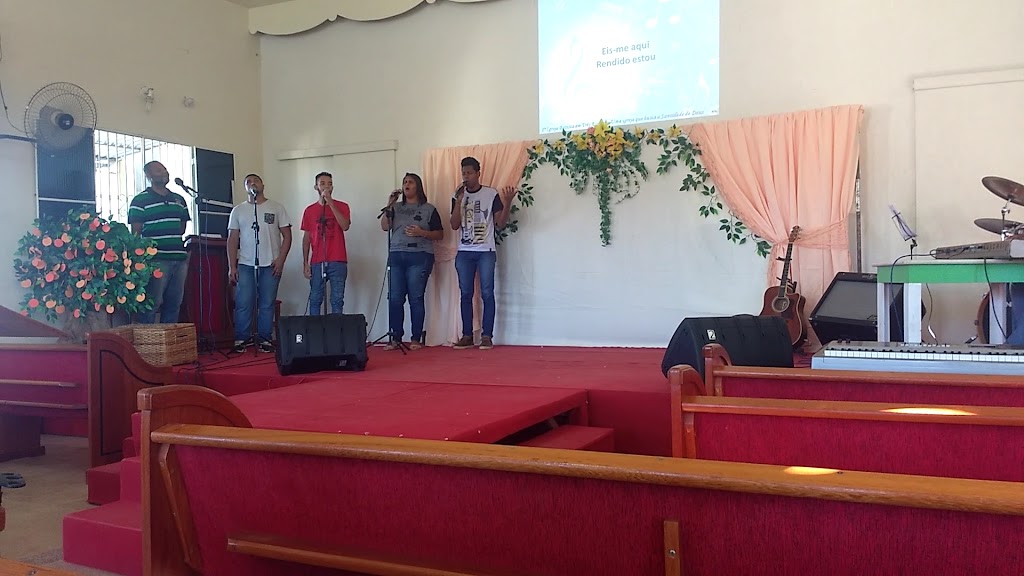 Fachada de Primeira Igreja Batista Em Três Fontes