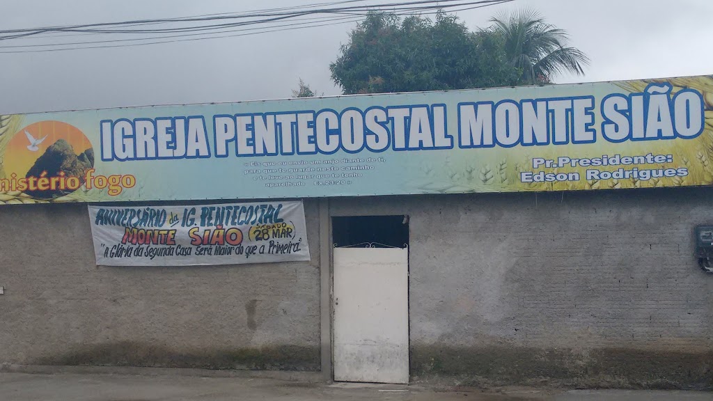 Fachada de Igreja Pentecostal Monte Sião