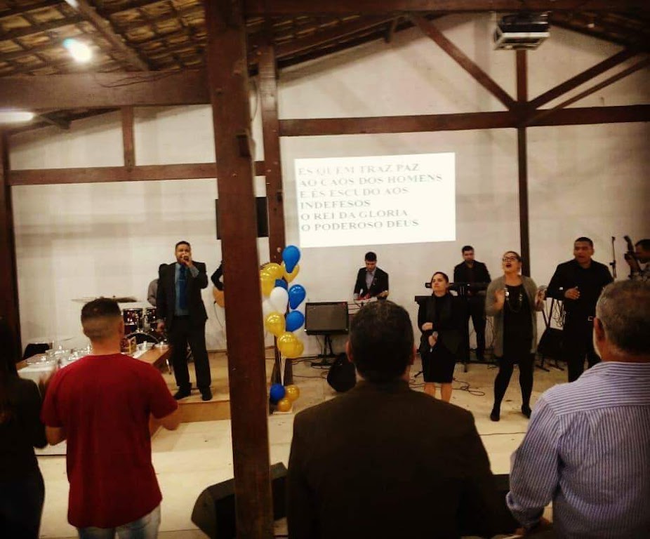 Fachada de Igreja Cristã Nova Vida - Cabuçu