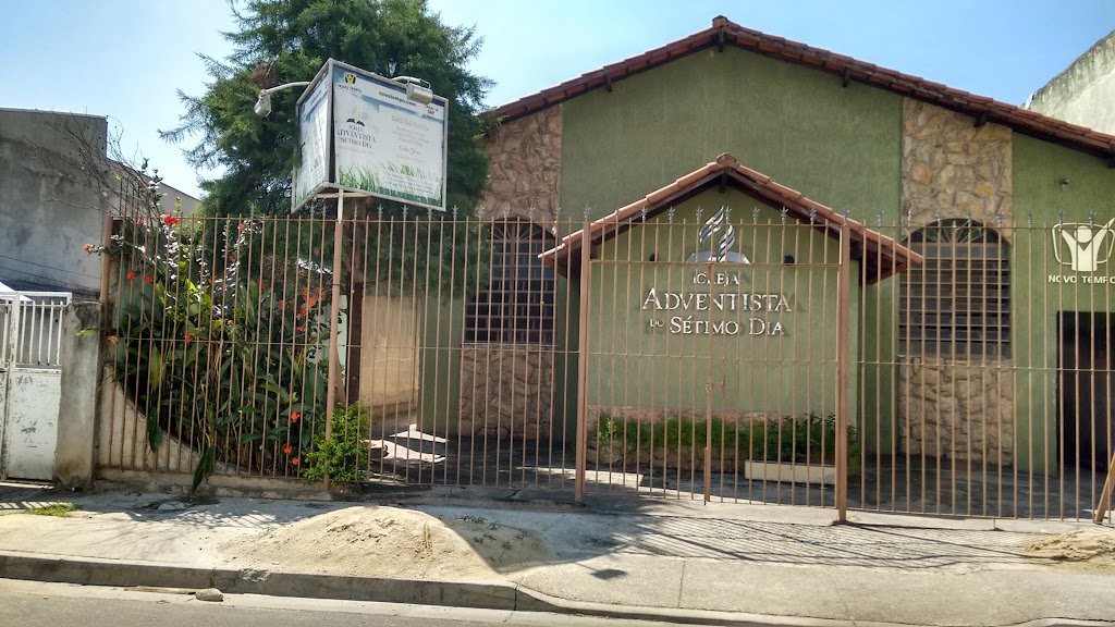 Fachada de Igreja Adventista Do Sétimo Dia