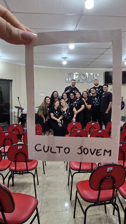 Fachada de Igreja Assembléia de Deus Ministério Deus é Fiel