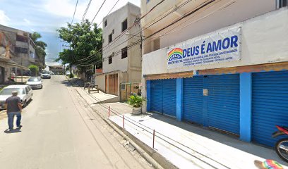 Fachada de Igreja Pentecostal - Deus é Amor
