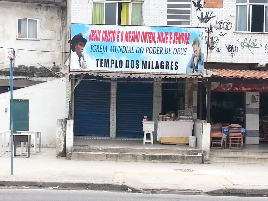 Fachada de Igrija Mundial do Poder de Deus