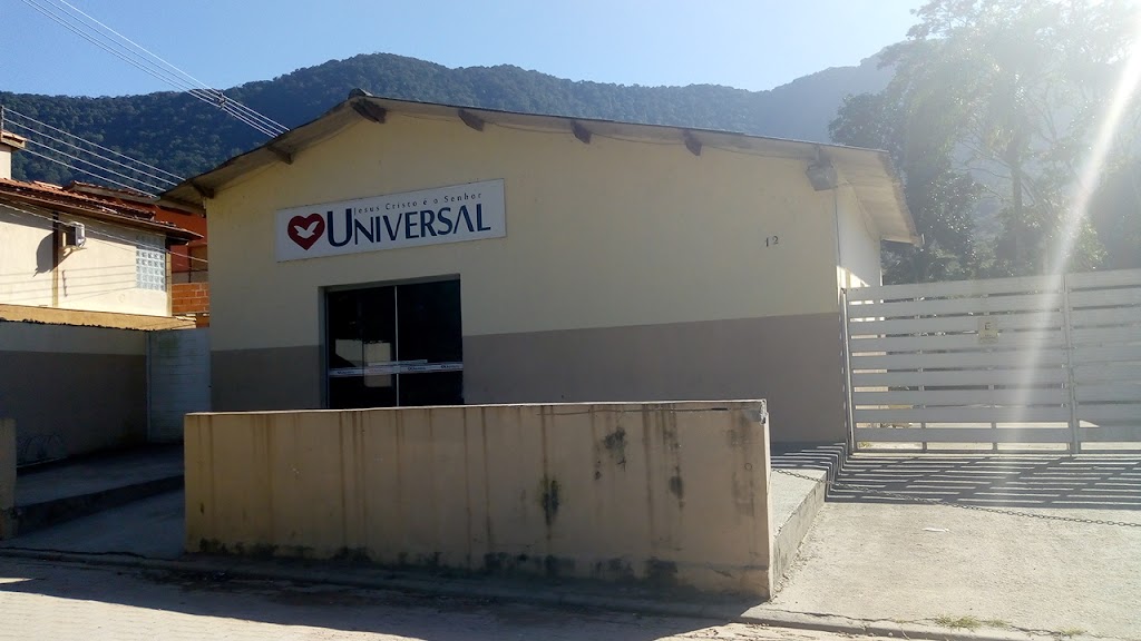 Fachada de Igreja Universal do Reino de Deus