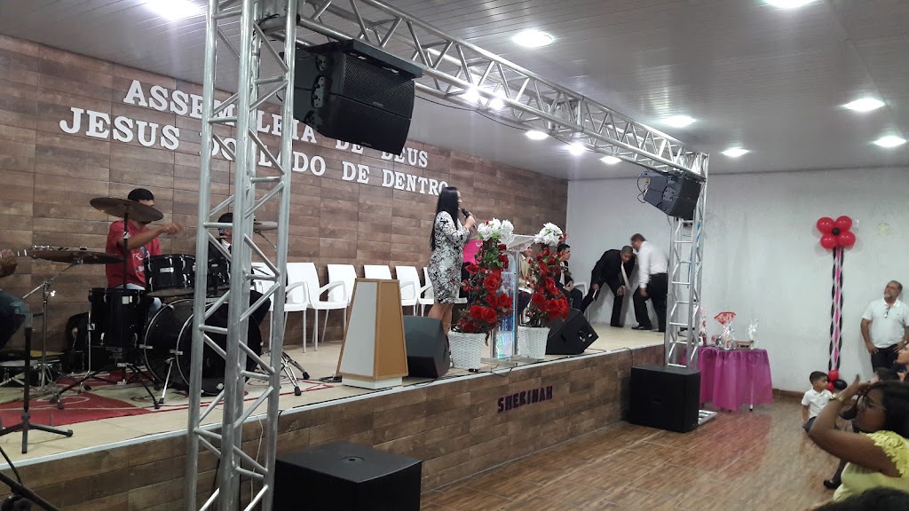 Fachada de Assembléia de Deus Jesus do Lado de Dentro