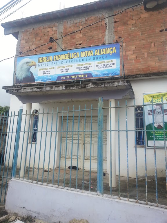 Fachada de Igreja Evangelica Nova Aliança Minist Crescendo em Grac