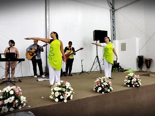 Fachada de Igreja Baluarte de Nova Iguaçu