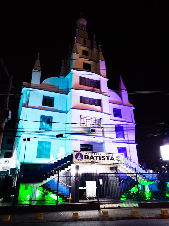 Fachada de Primeira Igreja Batista de Nova Iguaçu