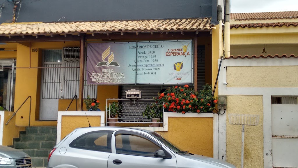 Fachada de Igreja Adventista do Sétimo Dia