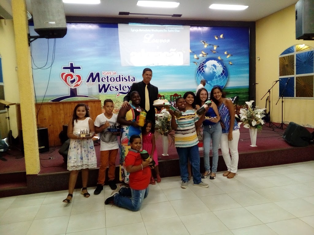 Fachada de Igreja Metodista Wesleyana Em Santo Elias
