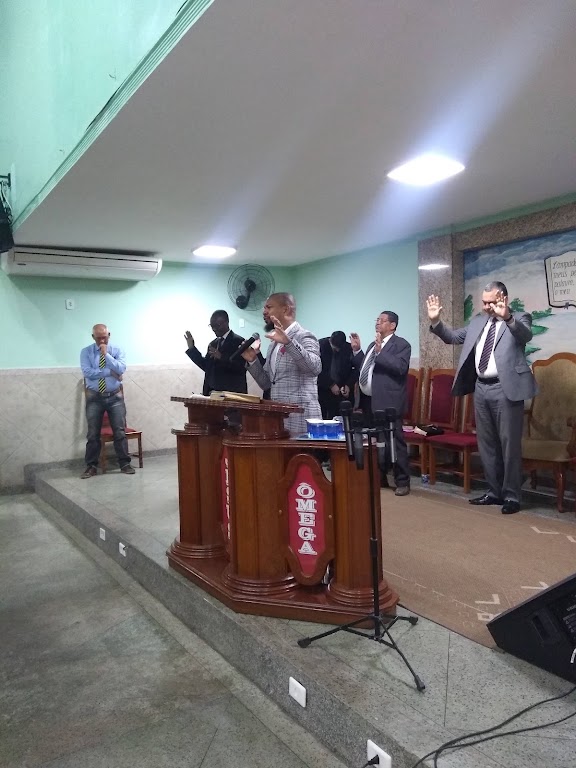 Fachada de Assembléia de Deus Missão e Adoração