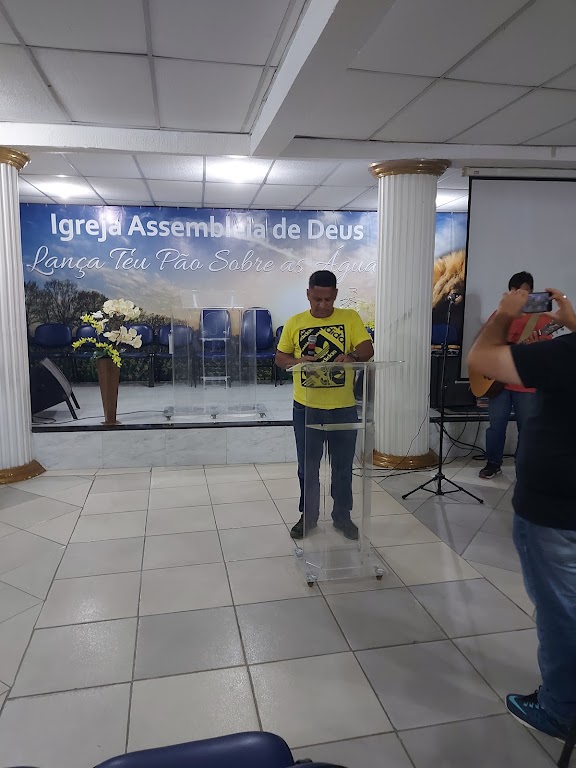 Fachada de igreja assembleia de deus ministério lança teu pão sobre as aguas Filial em mesquita