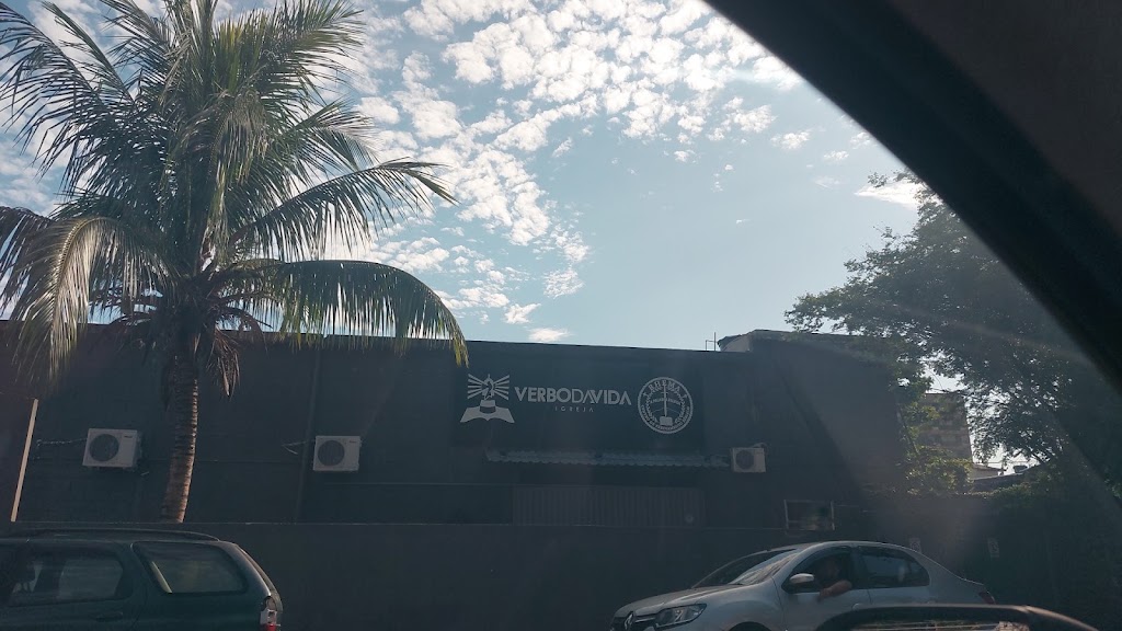 Fachada de Igreja Verbo da Vida - Nova Iguaçu