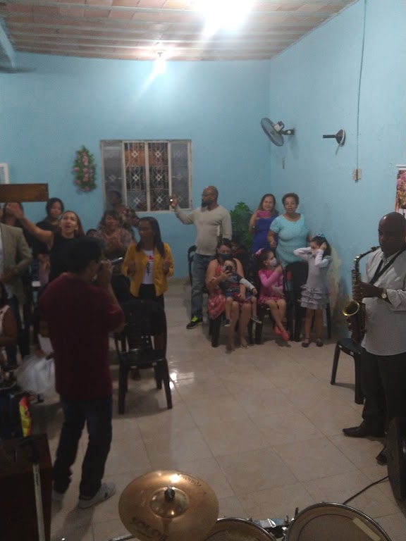 Fachada de IGREJA EVANGÉLICA PENTECOSTAL MINISTÉRIO DE ORAÇÃO