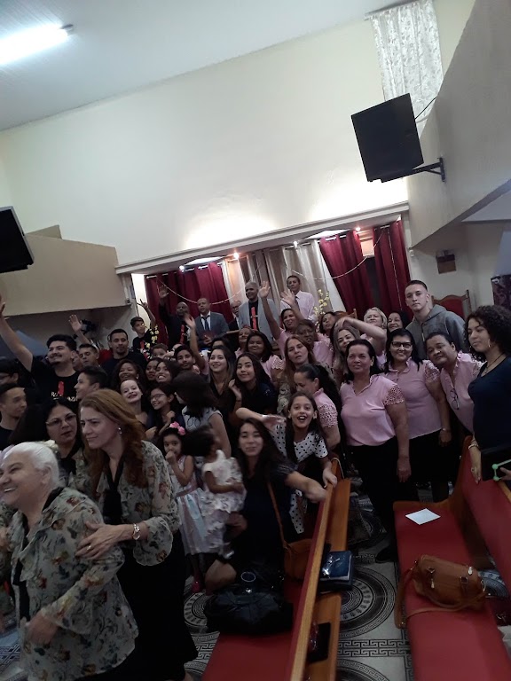 Fachada de Primeira Igreja Evangélica Assembleia de Deus em Austin - Congregação de Jacutinga