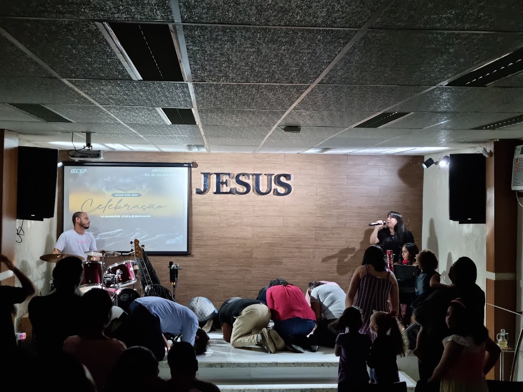 Fachada de Igreja Evangélica curas e promessas