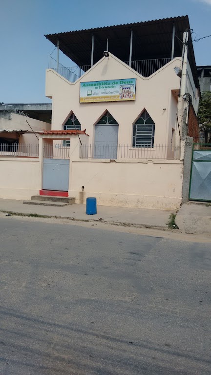 Fachada de Assembléia de Deus em Três Corações
