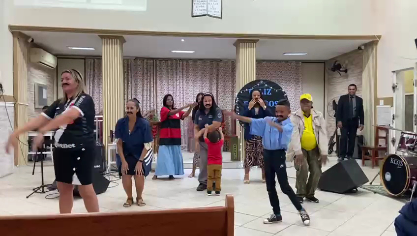 Fachada de Igreja Evangélica Assembléia de Deus-Belford Roxo - vila joema