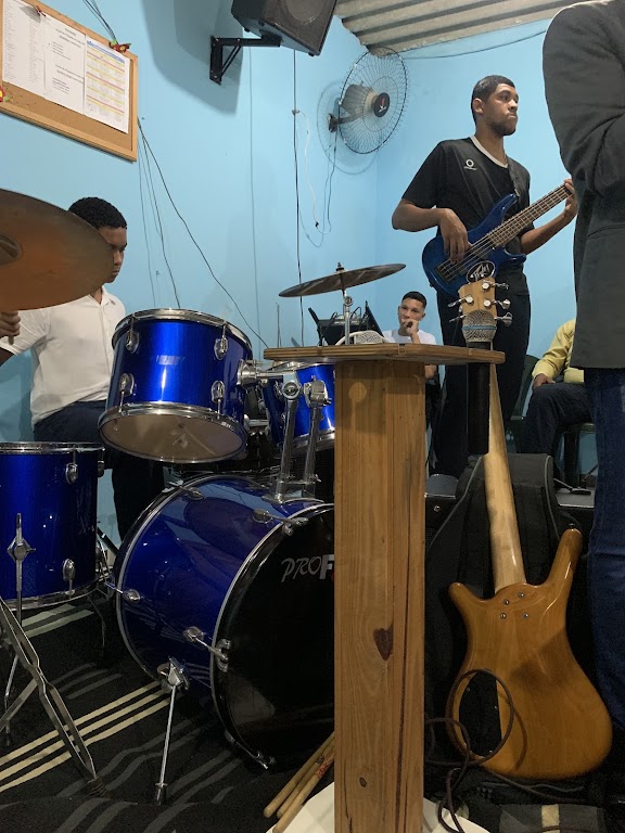 Fachada de Igreja Evangélica Assembleia de Deus no Parque Imperador - Ministério de Adoração - Congregação em Vila Canaan (ADEPI)