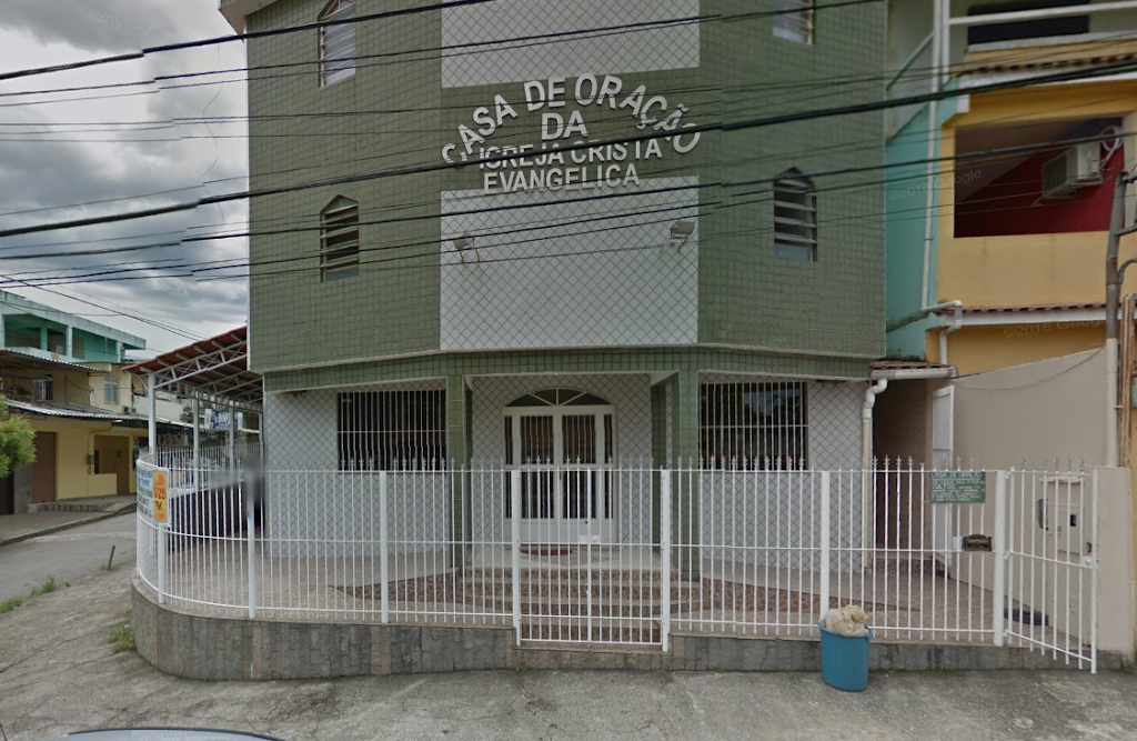 Fachada de Casa de Oração da Igreja Cristã Evangélica