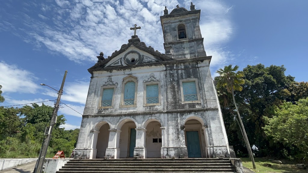 Fachada de Igreja de Bom Jesus da Coluna