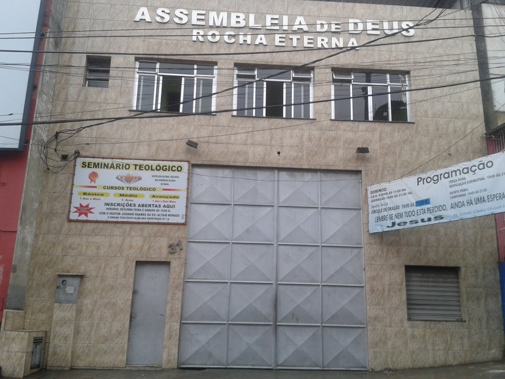Fachada de Assembleia de Deus Rocha Eterna