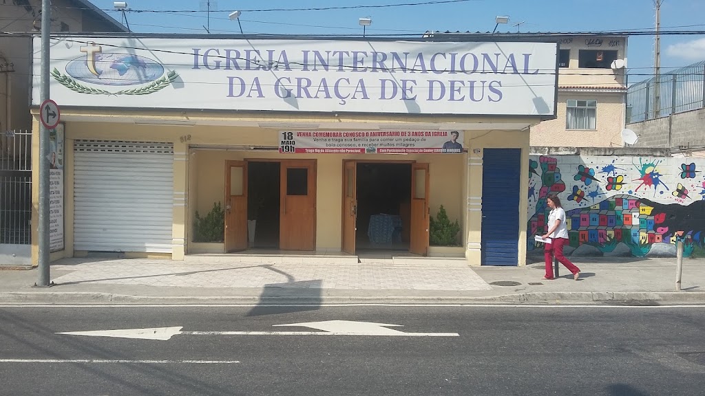 Fachada de IIGD Vicente de Carvalho - Igreja Internacional da Graça de Deus
