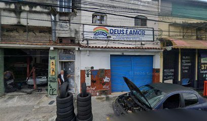 Fachada de Igreja Pentecostal Deus é Amor - Piedade