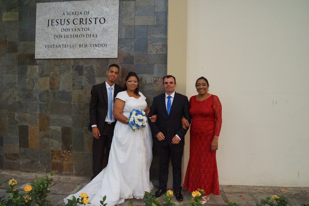 Fachada de A Igreja de Jesus Cristo dos Santos dos Últimos Dias