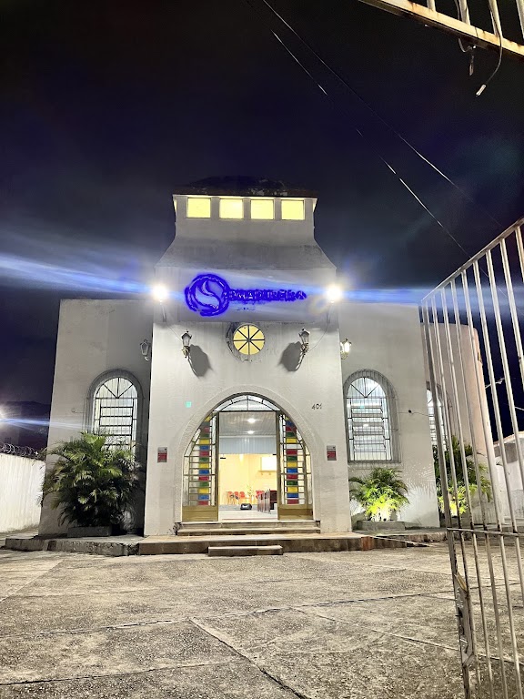 Fachada de AD Jacaré