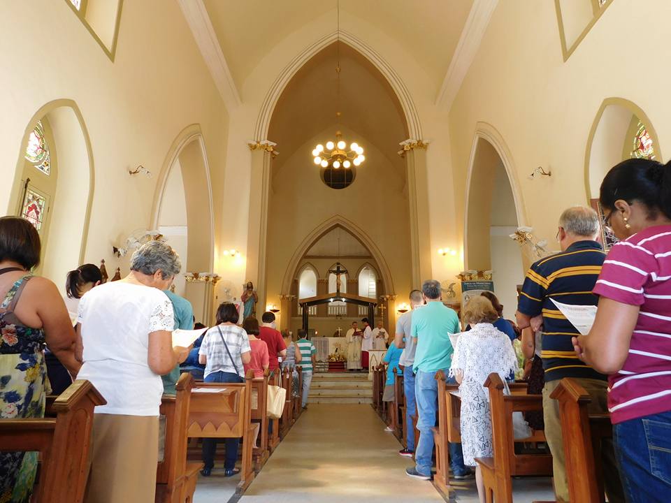 Fachada de Paróquia Bom Pastor