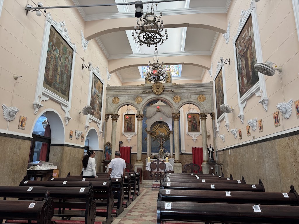 Fachada de Paróquia São Basílio e Nossa Senhora do Perpétuo Socorro