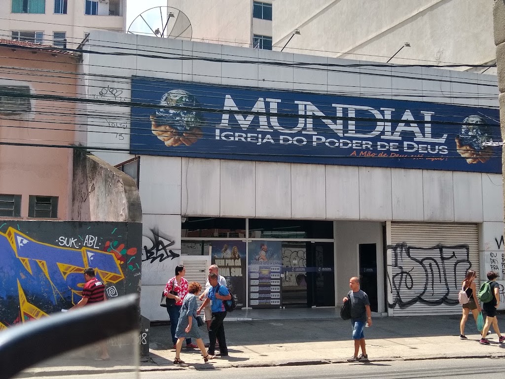Fachada de Igreja Mundial do Poder de Deus