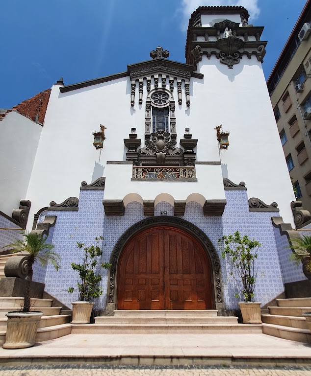 Fachada de Paróquia Nossa Senhora do Brasil