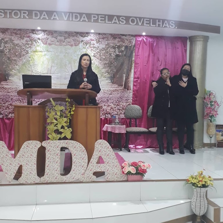 Fachada de Igreja Mundial do Poder de Deus